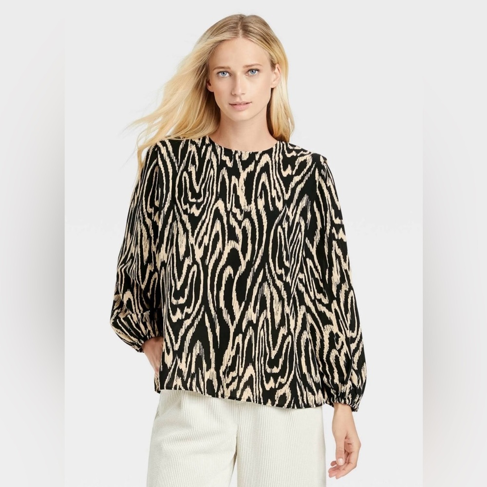 Who What Wear Elegant Black and Cream Patterned Women's Top Size XL